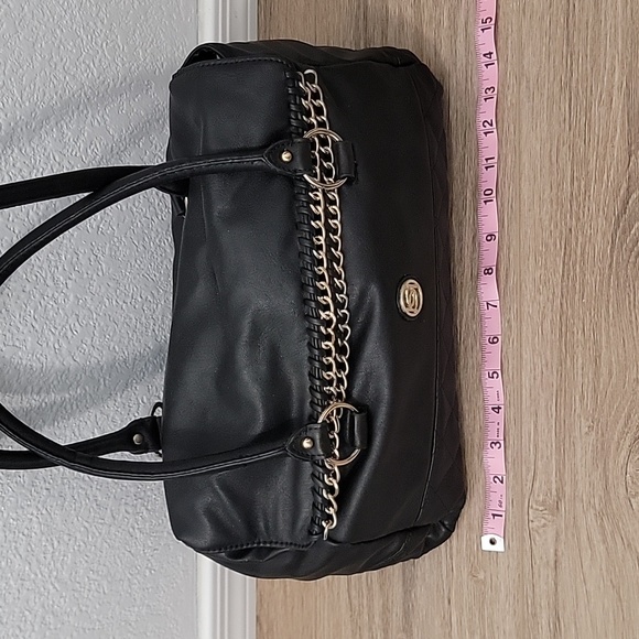 NWOT Bebe black leather medium/large purse with quilted diamond design on bottom - Picture 3 of 9